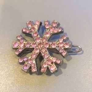 Rhinestone light pink hair clips